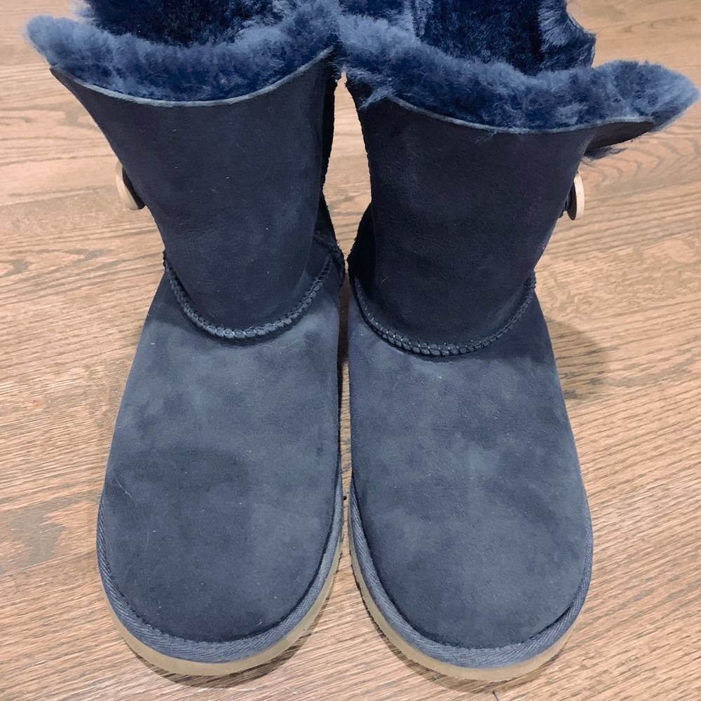 Ugg youth Bailey Button boot